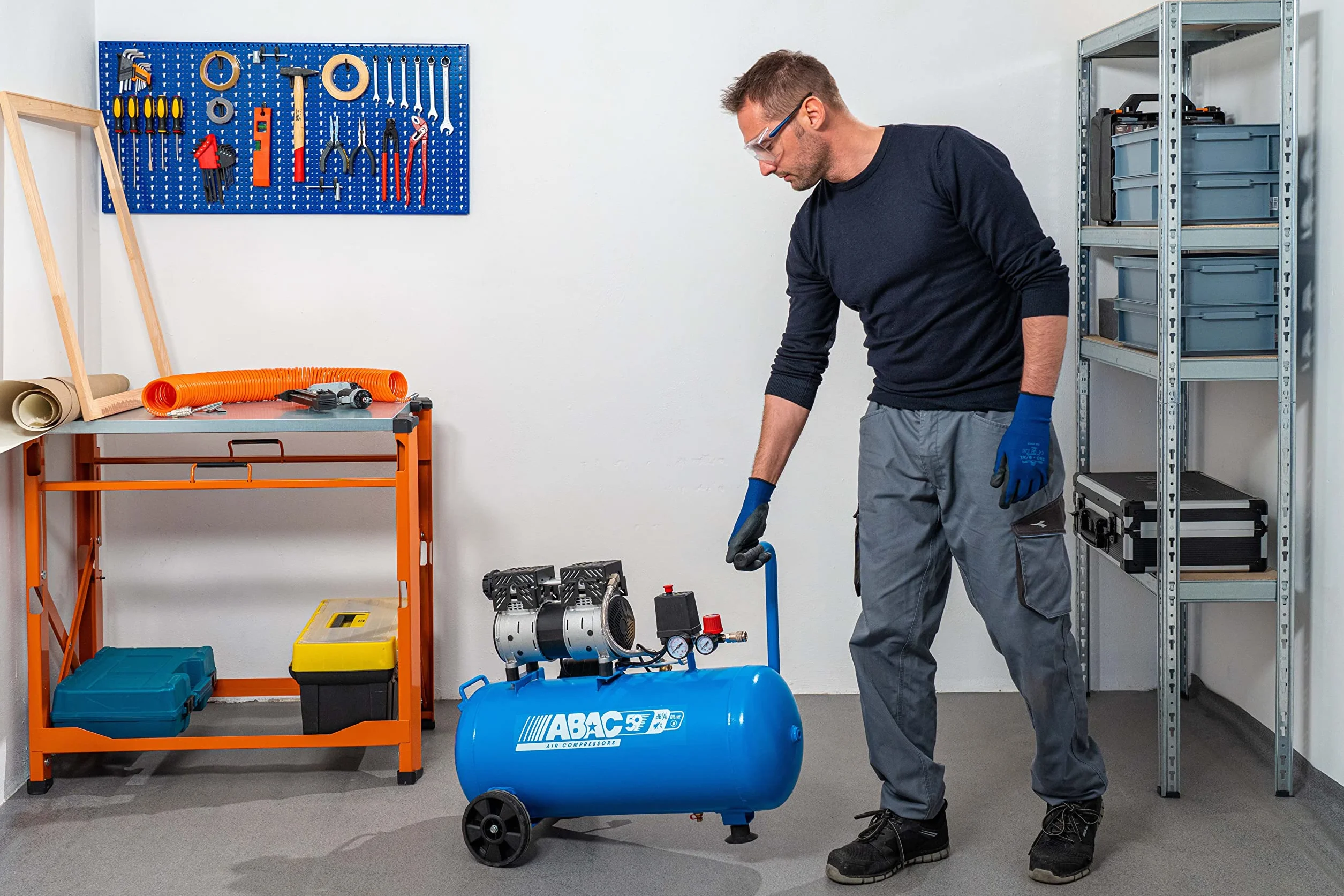Compresor de aire silencioso ABAC EASE-AIR 50, compresor de aire sin aceite, presión máxima 8 bar, potencia 1 hp, Depósito 50 litros, Nivel sonoro 59 dB