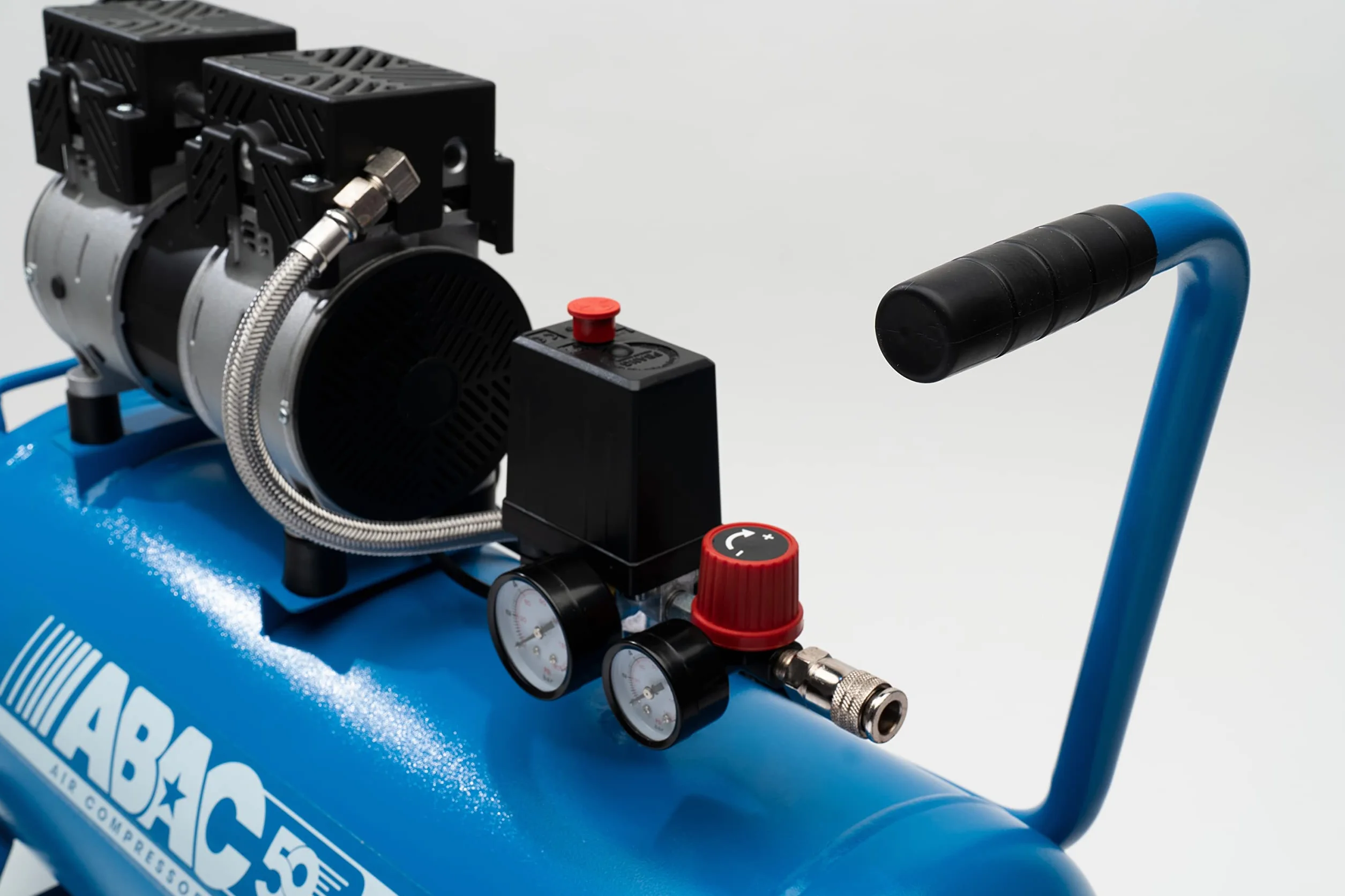 Compresor de aire silencioso ABAC EASE-AIR 50, compresor de aire sin aceite, presión máxima 8 bar, potencia 1 hp, Depósito 50 litros, Nivel sonoro 59 dB