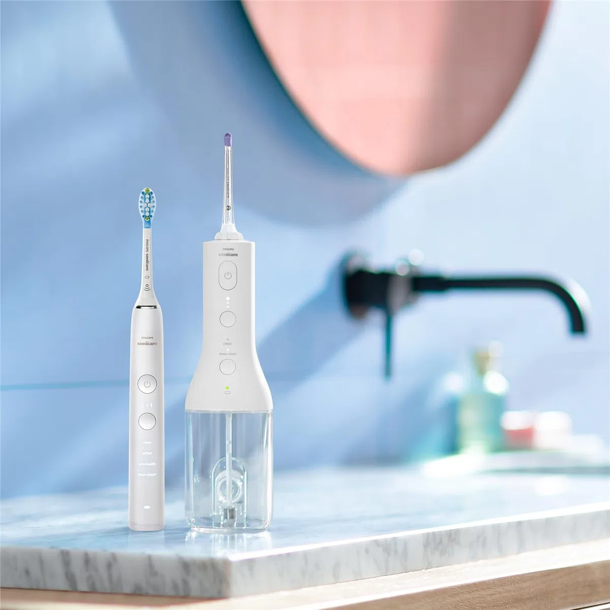 Cepillo dental eléctrico DiamondClean 9000 e irrigador oral Philips Sonicare Power Flosser sin cable: limpieza de dientes, encías y eliminación de placa, en blanco (modelo HX3886/41)