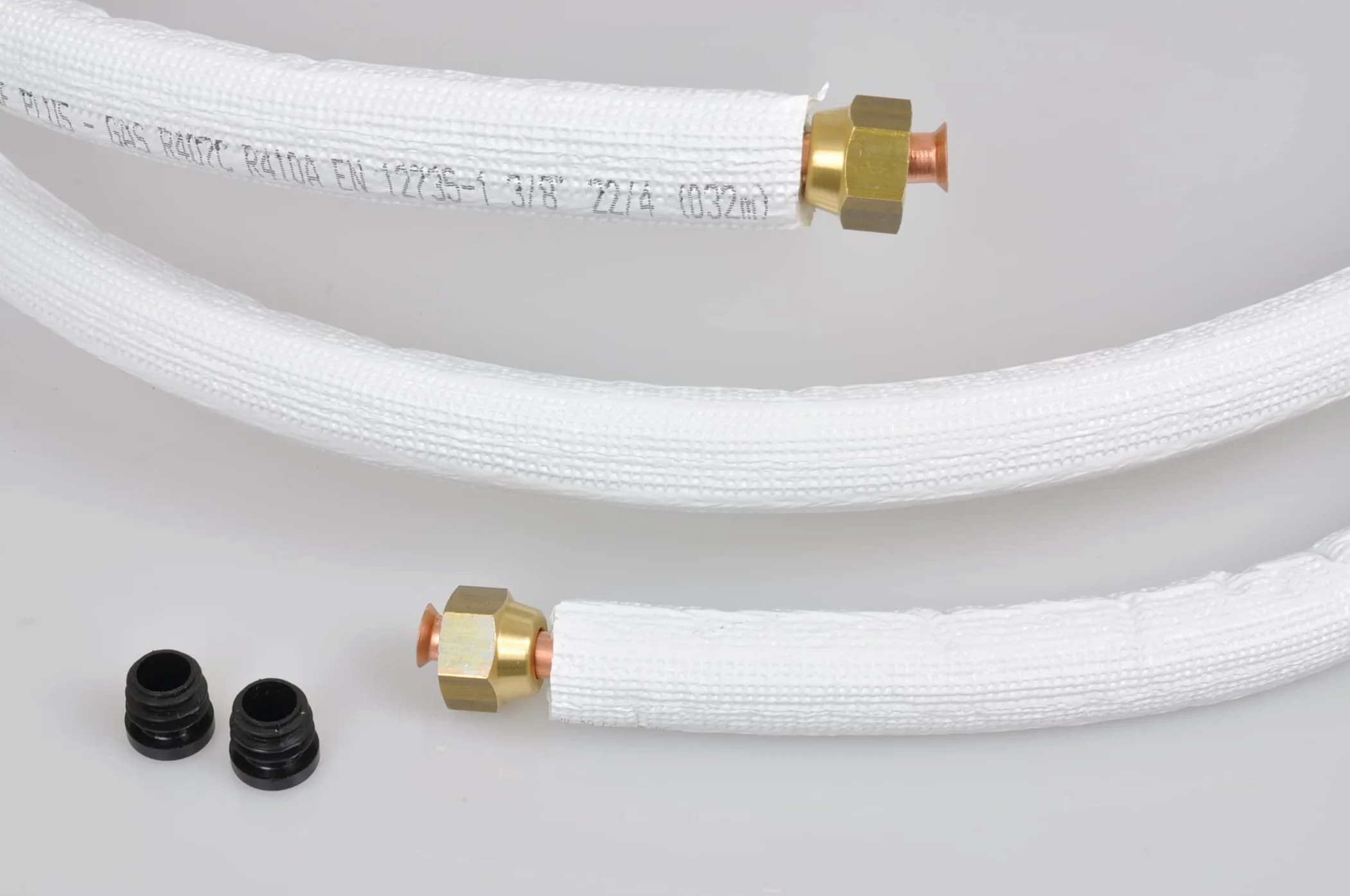 SYSTERM Conducto refrigerante para aire acondicionado dividido, tubo de cobre aislado listo para ajustar 1/4" + 1/2", los tubos preaislados para gases refrigerantes R32, R410A y R407C (longitud: 7m)